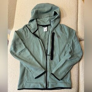 Nike Tech Fleece Sportswear Hoodie Men’s Coastal Green